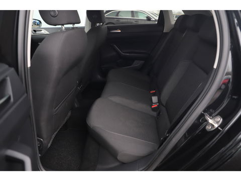 Volkswagen Polo 1.0 TSI R-Line Edition DSG Automaat 95PK Navigatie Carplay Android PDC Bluetooth Adaptive Cruise Airco LED 16 inch LMV