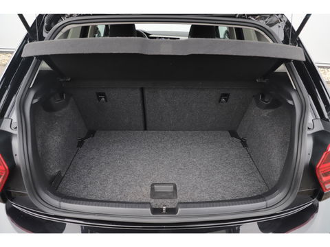Volkswagen Polo 1.0 TSI R-Line Edition DSG Automaat 95PK Navigatie Carplay Android PDC Bluetooth Adaptive Cruise Airco LED 16 inch LMV