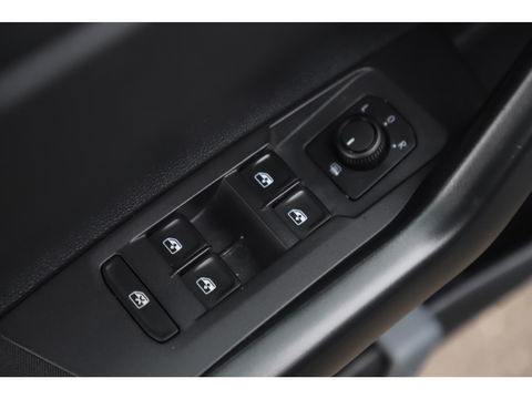 Volkswagen Polo 1.0 TSI R-Line Edition DSG Automaat 95PK Navigatie Carplay Android PDC Bluetooth Adaptive Cruise Airco LED 16 inch LMV