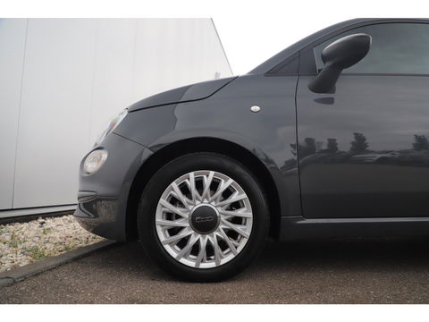 Fiat 500 1.0 Hybrid Cult 69PK Navigatie Airco Radio Bluetooth LMV PDC Zwarte Hemel
