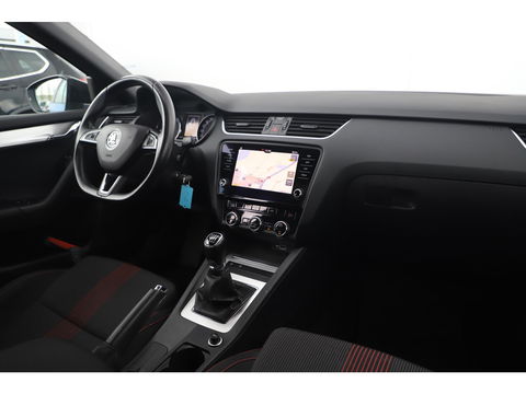 Škoda Octavia Combi 1.0 TSI Greentech Sport Business Trekhaak 116PK Sportstoelen Navigatie Clima 17 inch LMV Carplay Android Bluetooth PDC