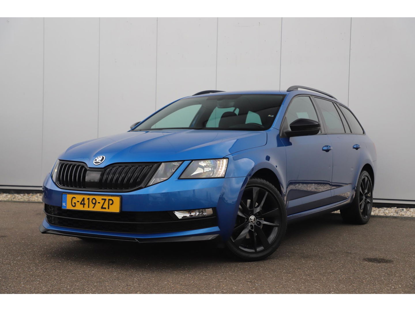 Škoda Octavia Combi 1.0 TSI Greentech Sport Business Trekhaak 116PK Sportstoelen Navigatie Clima 17 inch LMV Carplay Android Bluetooth PDC