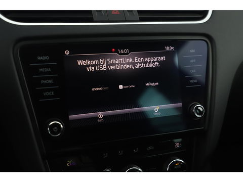 Škoda Octavia Combi 1.0 TSI Greentech Sport Business Trekhaak 116PK Sportstoelen Navigatie Clima 17 inch LMV Carplay Android Bluetooth PDC