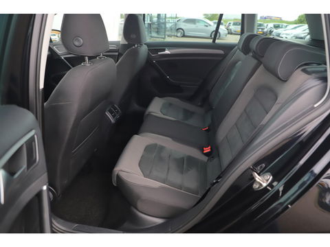Volkswagen GOLF Variant 1.0 TSI Comfortline Business 116PK Ergocomfort Sportstoelen Navigatie Clima Adaptive Cruise Stoelverwarming Carplay Android Bluetooth PDC 17 inch LMV