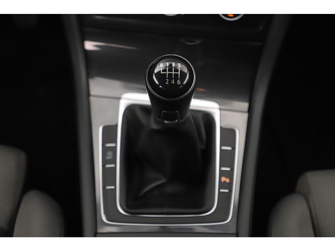 Volkswagen GOLF Variant 1.0 TSI Comfortline Business 116PK Ergocomfort Sportstoelen Navigatie Clima Adaptive Cruise Stoelverwarming Carplay Android Bluetooth PDC 17 inch LMV
