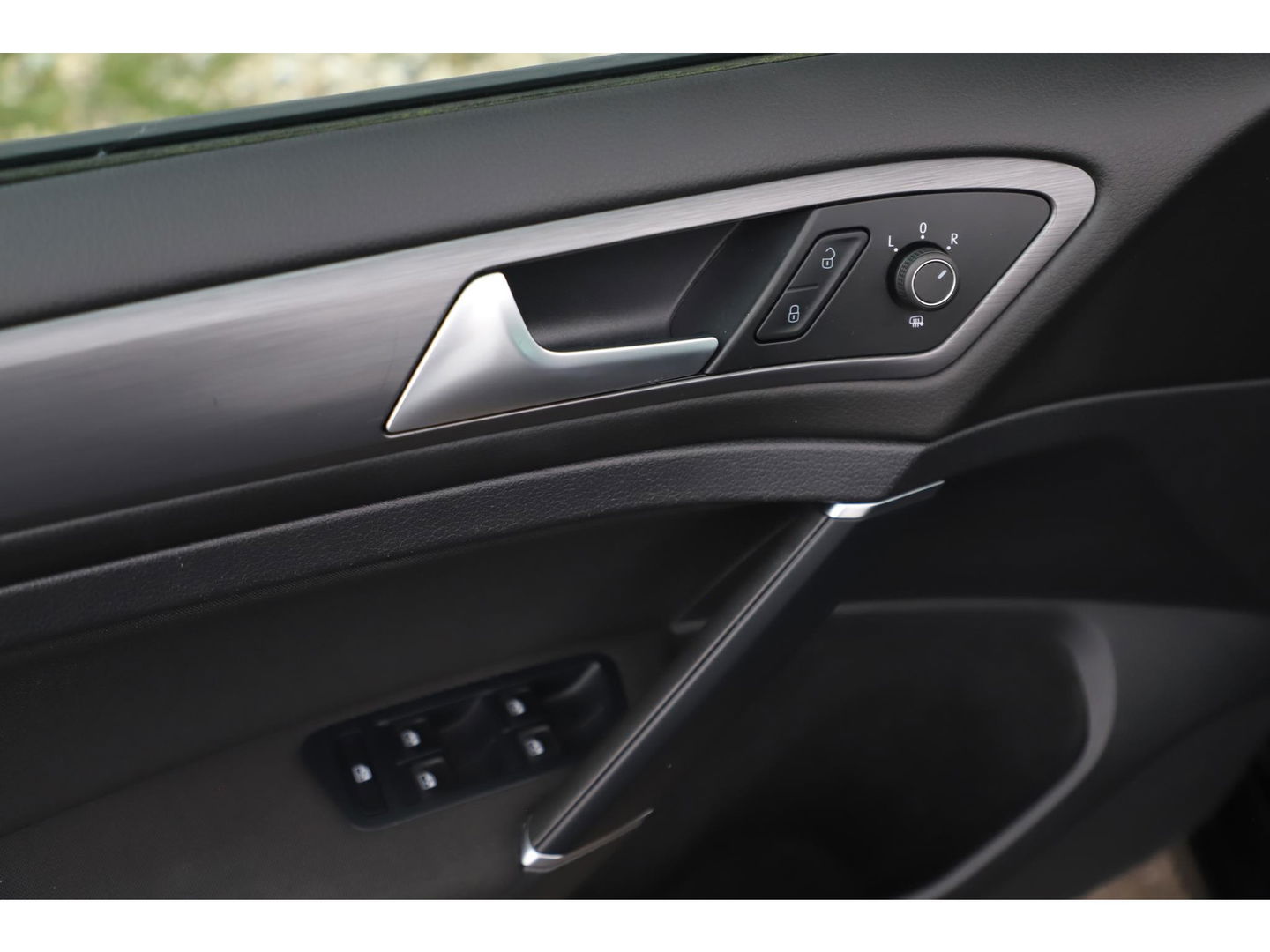 Volkswagen GOLF Variant 1.0 TSI Comfortline Business 116PK Ergocomfort Sportstoelen Navigatie Clima Adaptive Cruise Stoelverwarming Carplay Android Bluetooth PDC 17 inch LMV