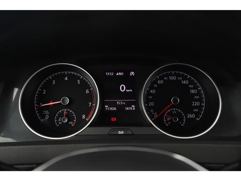Volkswagen GOLF Variant 1.0 TSI Comfortline Business 116PK Ergocomfort Sportstoelen Navigatie Clima Adaptive Cruise Stoelverwarming Carplay Android Bluetooth PDC 17 inch LMV