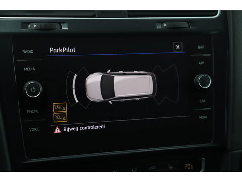Volkswagen GOLF Variant 1.0 TSI Comfortline Business 116PK Ergocomfort Sportstoelen Navigatie Clima Adaptive Cruise Stoelverwarming Carplay Android Bluetooth PDC 17 inch LMV