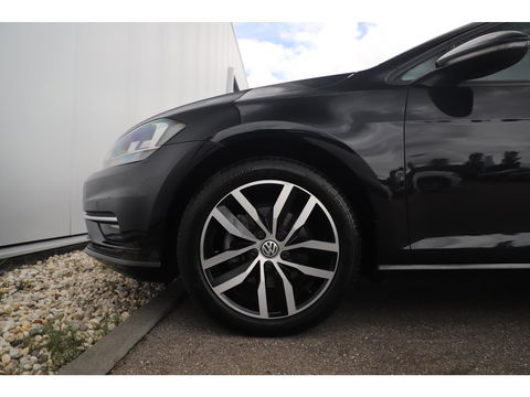 Volkswagen GOLF Variant 1.0 TSI Comfortline Business 116PK Ergocomfort Sportstoelen Navigatie Clima Adaptive Cruise Stoelverwarming Carplay Android Bluetooth PDC 17 inch LMV