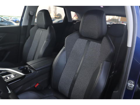 Peugeot 3008 1.6 e-THP Blue Lease Premium Automaat Navigatie Keyless Half Leder Cruise Lane Assist LMV Carplay Android Bluetooth