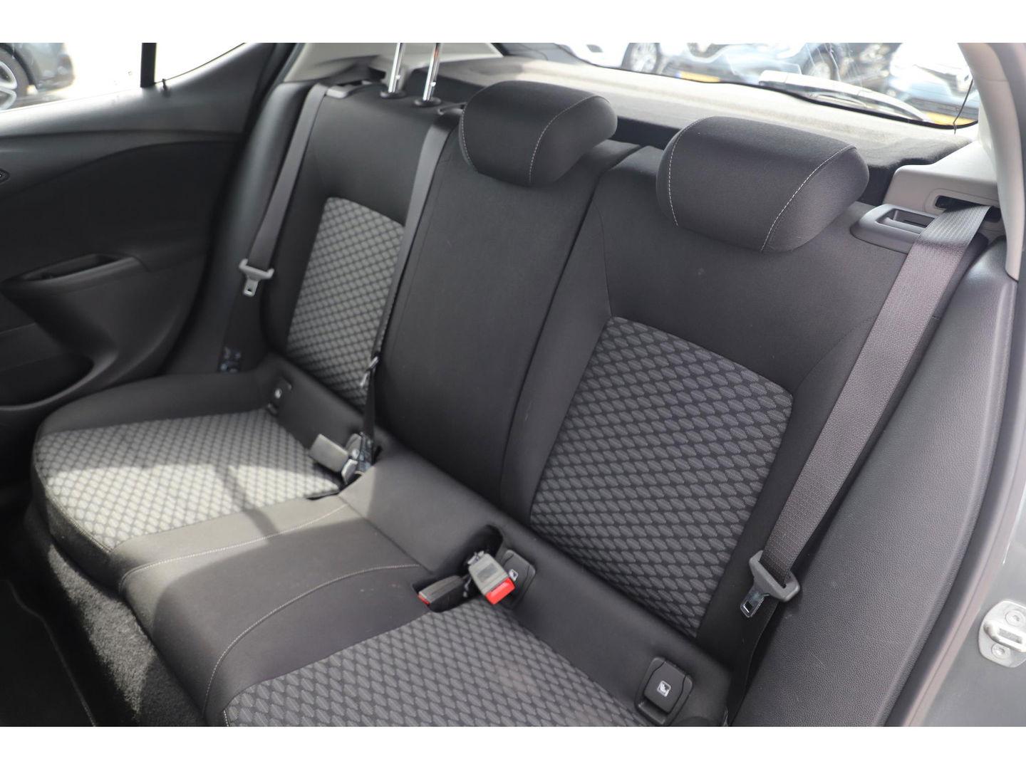 Opel Astra 1.0 Online Edition Navigatie Airco Bluetooth Cruise PDC Carplay Android Auto DAB+
