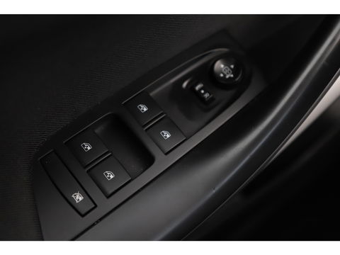 Opel Astra 1.0 Online Edition Navigatie Airco Bluetooth Cruise PDC Carplay Android Auto DAB+