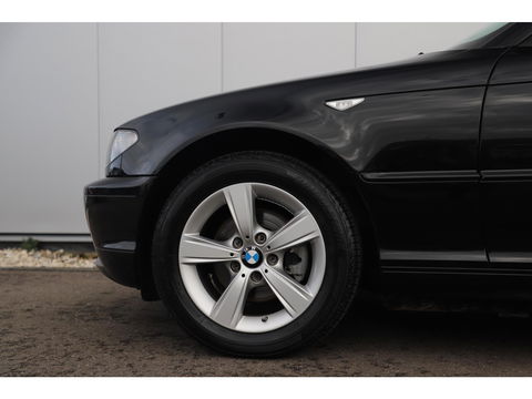 BMW 3 Serie Cabrio 318Ci Executive LCI Automaat Stoelverwarming Softtop + Hardtop Cruise Radio 16 inch LMV NAP