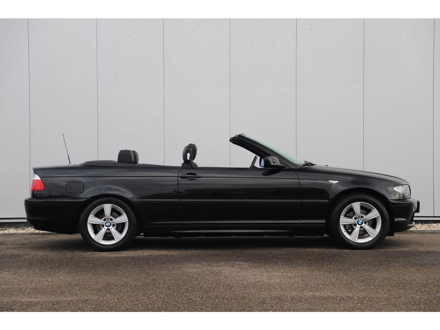 BMW 3 Serie Cabrio 318Ci Executive LCI Automaat Stoelverwarming Softtop + Hardtop Cruise Radio 16 inch LMV NAP