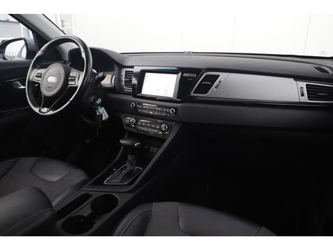 Kia Niro 1.6 GDi Hybrid DynamicLine Automaat Half Leder Navigatie Camera Lane Assist Clima Cruise PDC Carplay Android Bluetooth LED