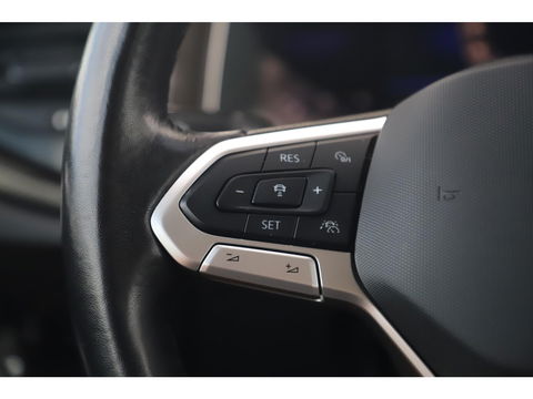 Volkswagen Polo 1.0 TSI Life 95PK NAP NIEUWSTE MODEL! Virtual Cockpit 15 inch LMV Radio Carplay Android Bluetooth Navigatie Achteruitrijcamera Adaptive Cruise LED