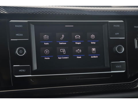 Volkswagen Polo 1.0 TSI Life 95PK NAP NIEUWSTE MODEL! Virtual Cockpit 15 inch LMV Radio Carplay Android Bluetooth Navigatie Achteruitrijcamera Adaptive Cruise LED