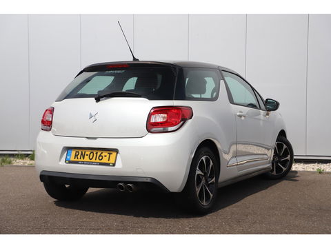 DS DS 3 1.2 PureTech Business 130PK Navigatie Bluetooth Clima Cruise PDC Carplay Android Auto Two Tone Parelmoer Wit
