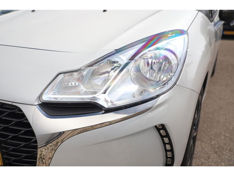 DS DS 3 1.2 PureTech Business 130PK Navigatie Bluetooth Clima Cruise PDC Carplay Android Auto Two Tone Parelmoer Wit