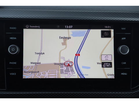 Volkswagen T-Cross 1.0 TSI Life DSG Automaat 116PK Navigatie Clima Adaptive Cruise Lane Assist Achteruitrijcamera Blind Spot Carplay Android Auto