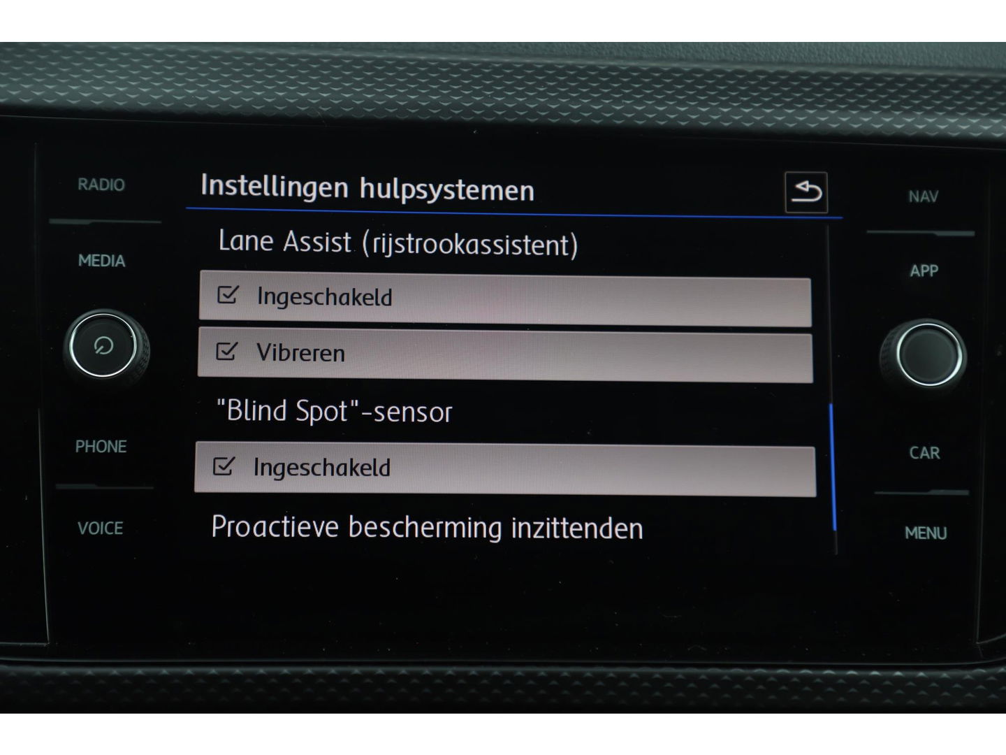 Volkswagen T-Cross 1.0 TSI Life DSG Automaat 116PK Navigatie Clima Adaptive Cruise Lane Assist Achteruitrijcamera Blind Spot Carplay Android Auto