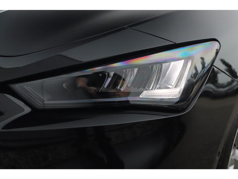 SEAT Leon 1.0 TSI Style Launch Edition 116PK Virtual Cockpit Groot Navigatie Achteruitrijcamera ACC Lane Assist Carplay Android Bluetooth PDC LED