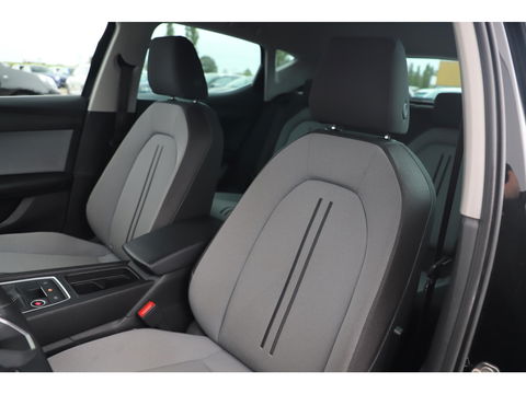 SEAT Leon 1.0 TSI Style Launch Edition 116PK Virtual Cockpit Groot Navigatie Achteruitrijcamera ACC Lane Assist Carplay Android Bluetooth PDC LED
