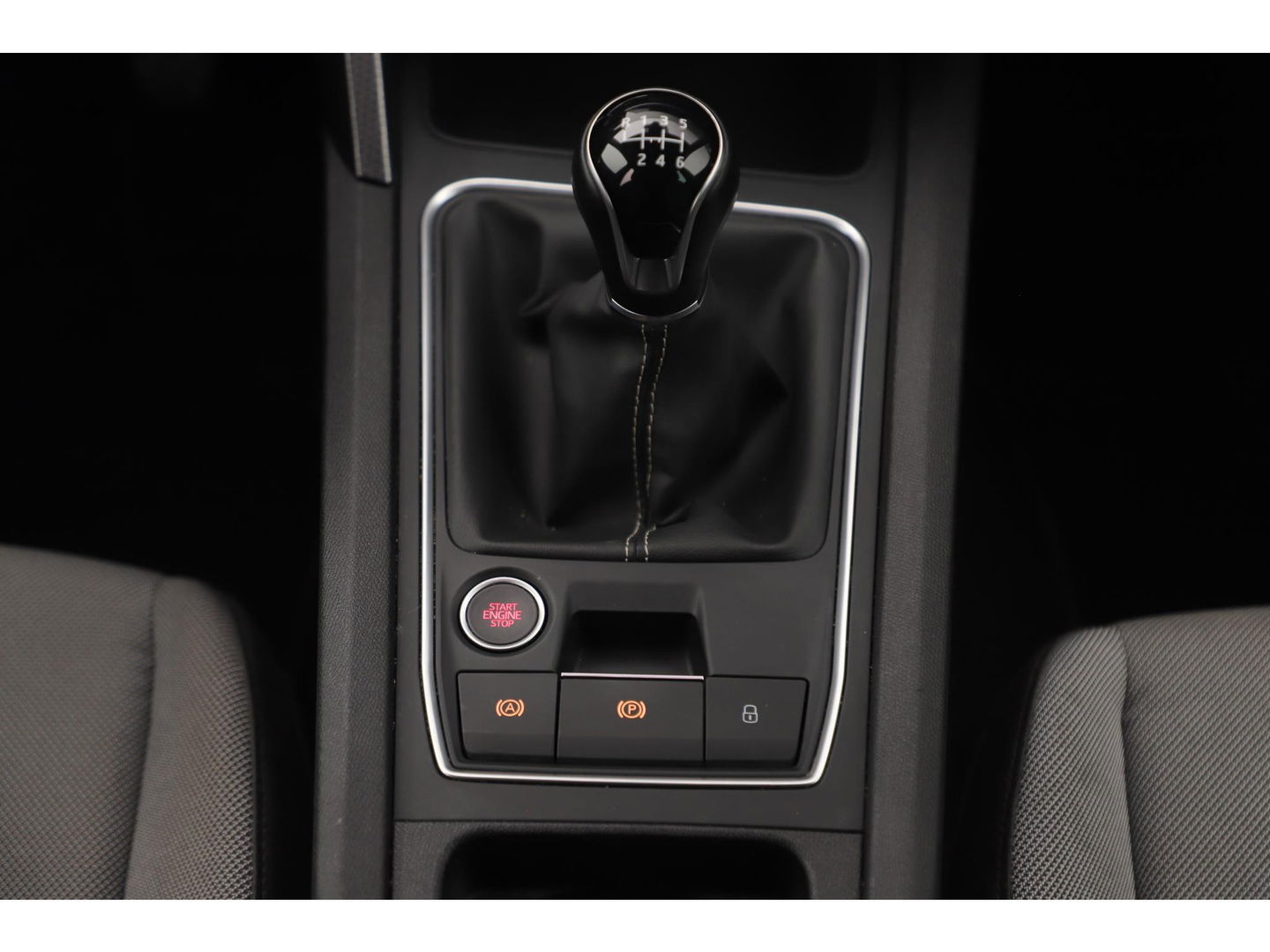 SEAT Leon 1.0 TSI Style Launch Edition 116PK Virtual Cockpit Groot Navigatie Achteruitrijcamera ACC Lane Assist Carplay Android Bluetooth PDC LED