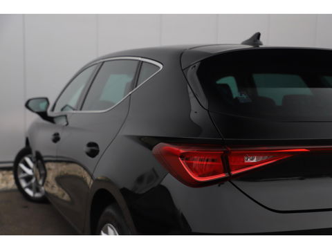 SEAT Leon 1.0 TSI Style Launch Edition 116PK Virtual Cockpit Groot Navigatie Achteruitrijcamera ACC Lane Assist Carplay Android Bluetooth PDC LED