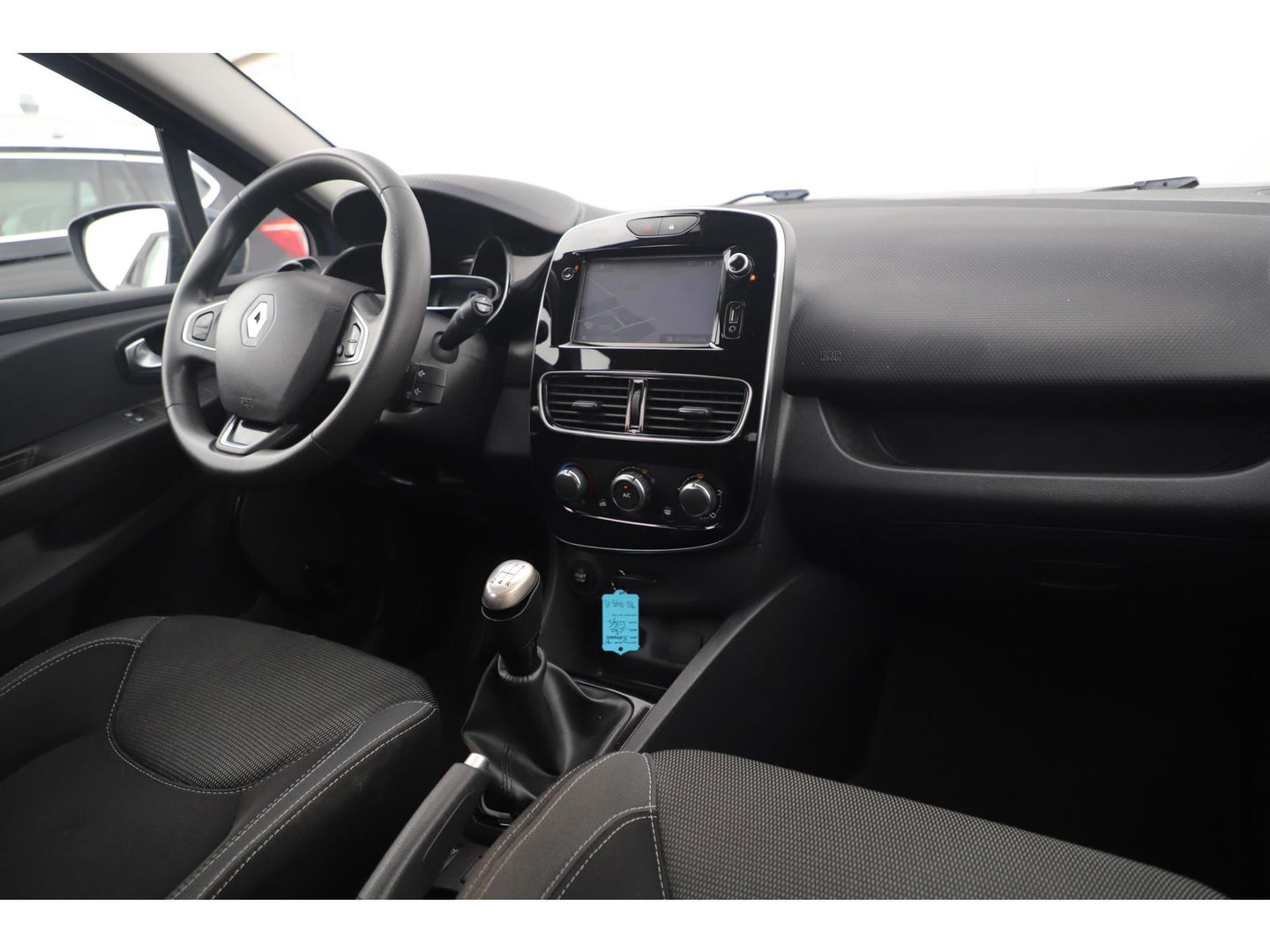 Renault Clio Estate 0.9 TCe Zen Navigatie Airco Cruise Bluetooth LED Elektrische Ramen Bass Reflex