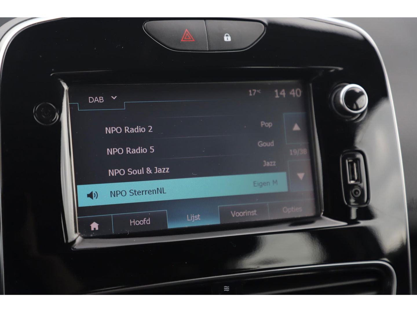 Renault Clio Estate 0.9 TCe Zen Navigatie Airco Cruise Bluetooth LED Elektrische Ramen Bass Reflex