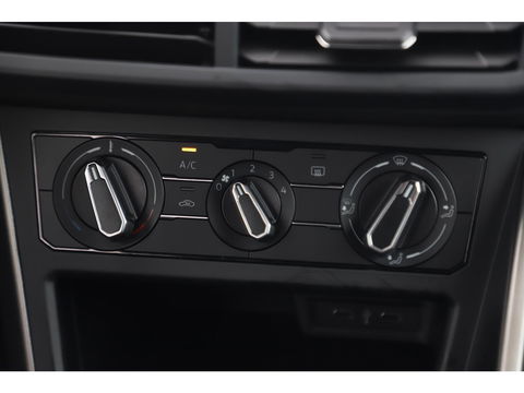 Volkswagen Polo 1.0 TSI R-Line Edition 95PK Carplay Android Navigatie Camera Airco Adaptive Cruise LED 16 inch LMV