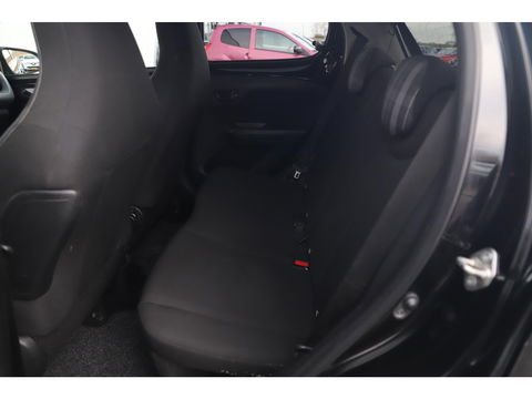 Peugeot 108 1.0 e-VTi Active Radio Airco Bluetooth Elektrische Ramen Centrale Vergrendeling