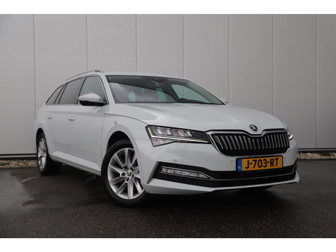 Škoda Superb Combi 1.4 TSI iV Business Edition Plus Trekhaak Virtual Display Memory Stoelen Navi Clima Camera ACC Lane Assist Hybrid Keyless Sfeerverlichting LED Stoelverwarming