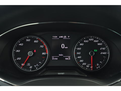SEAT Arona 1.0 TSI Style Business Intense DSG Automaat 116PK Trekhaak Navigatie Camera Clima Adaptive Cruise Full LED Keyless Carplay Android