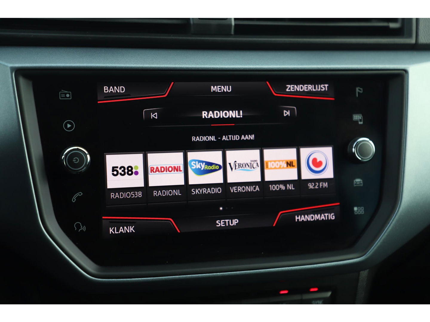 SEAT Arona 1.0 TSI Style Business Intense DSG Automaat 116PK Trekhaak Navigatie Camera Clima Adaptive Cruise Full LED Keyless Carplay Android
