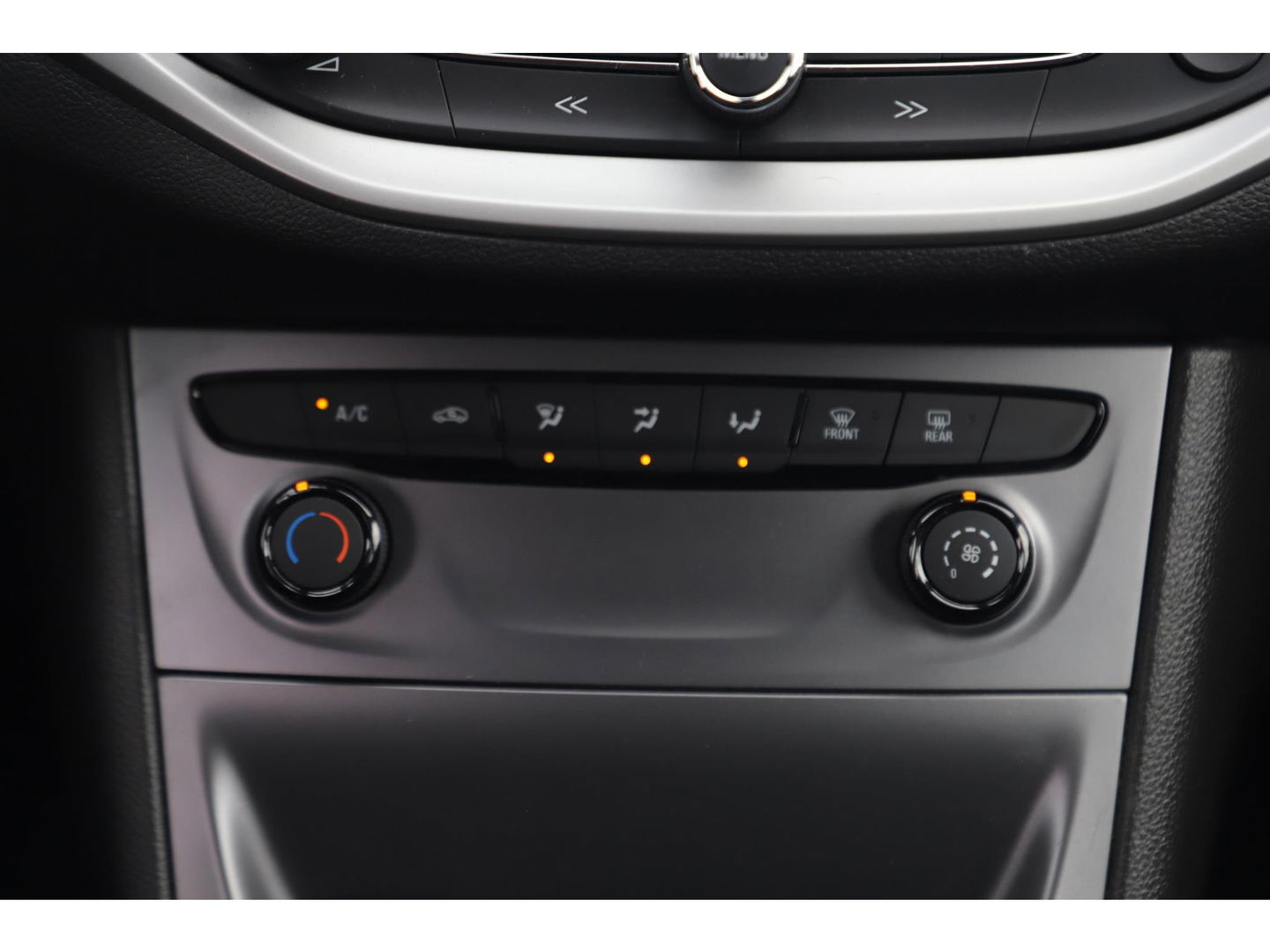 Opel Astra Sports Tourer 1.6 CDTI Online Edition Trekhaak Navigatie Airco Cruise PDC Bluetooth LED Carplay Android Auto