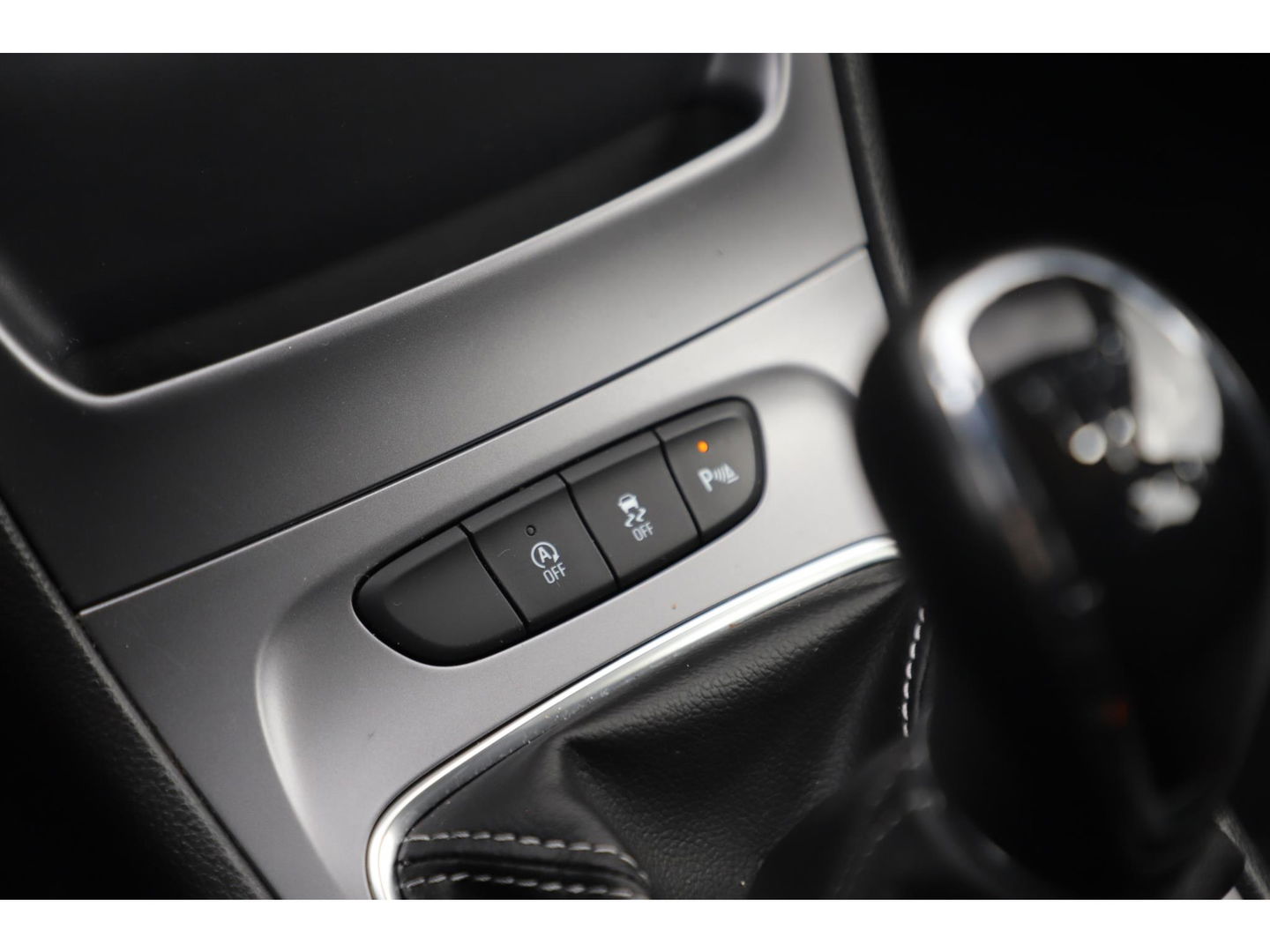 Opel Astra Sports Tourer 1.6 CDTI Online Edition Trekhaak Navigatie Airco Cruise PDC Bluetooth LED Carplay Android Auto