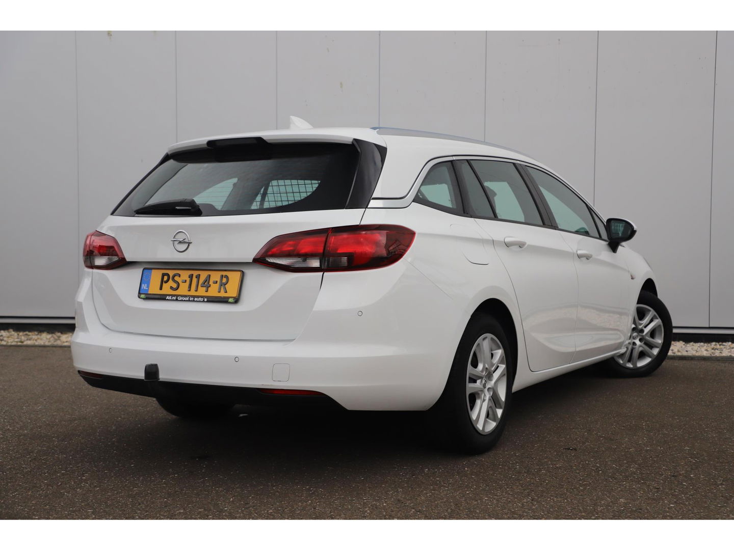 Opel Astra Sports Tourer 1.6 CDTI Online Edition Trekhaak Navigatie Airco Cruise PDC Bluetooth LED Carplay Android Auto