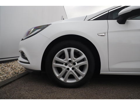 Opel Astra Sports Tourer 1.6 CDTI Online Edition Trekhaak Navigatie Airco Cruise PDC Bluetooth LED Carplay Android Auto