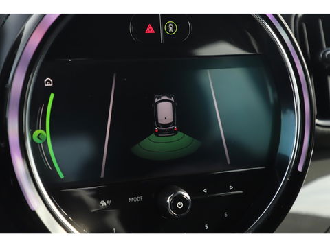 MINI Countryman 1.5 Cooper Business Edition 136PK Automaat Trekhaak Black Pack Half Leder Navigatie Clima Cruise PDC Carplay Full LED