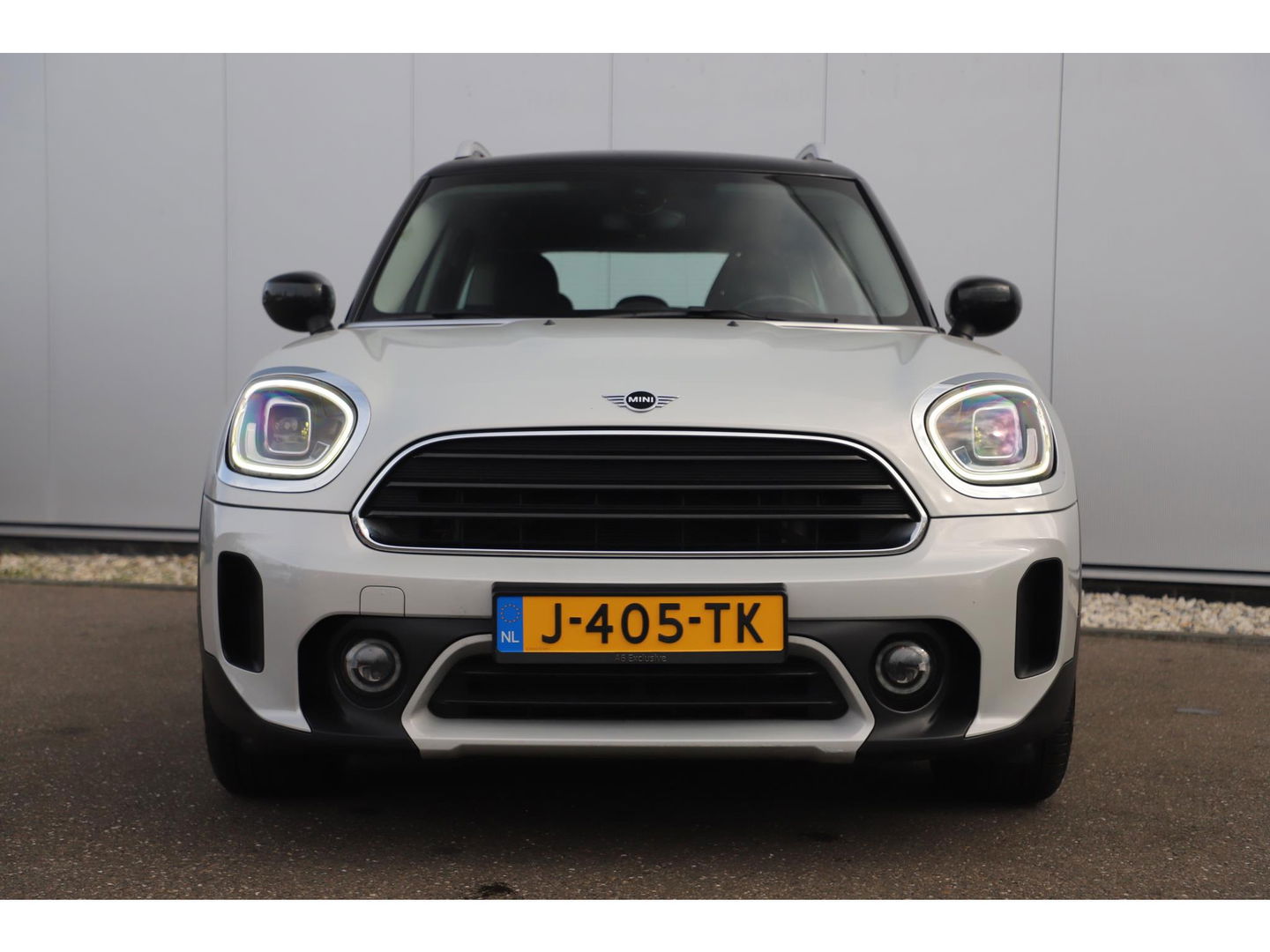 MINI Countryman 1.5 Cooper Business Edition 136PK Automaat Trekhaak Black Pack Half Leder Navigatie Clima Cruise PDC Carplay Full LED
