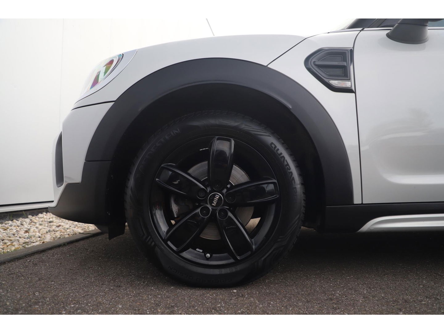 MINI Countryman 1.5 Cooper Business Edition 136PK Automaat Trekhaak Black Pack Half Leder Navigatie Clima Cruise PDC Carplay Full LED
