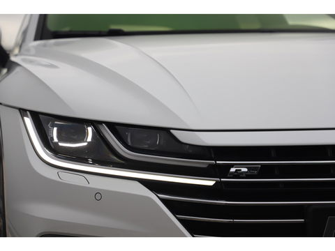 Volkswagen Arteon 1.5 TSI Business R 150PK DSG Automaat Virtual Panoramadak Keyless Navigatie Adaptive Cruise Lane Assist Full LED PDC Carplay Android Bluetooth Stoelverwarming