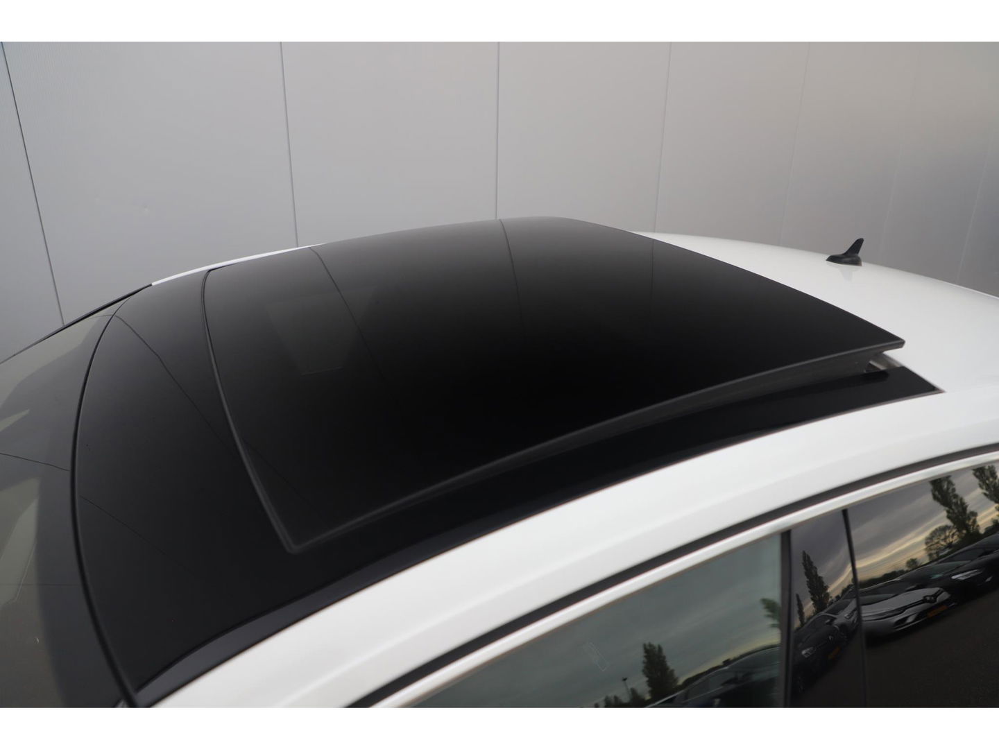 Volkswagen Arteon 1.5 TSI Business R 150PK DSG Automaat Virtual Panoramadak Keyless Navigatie Adaptive Cruise Lane Assist Full LED PDC Carplay Android Bluetooth Stoelverwarming