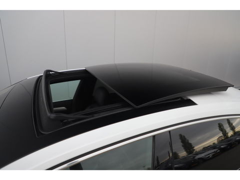 Volkswagen Arteon 1.5 TSI Business R 150PK DSG Automaat Virtual Panoramadak Keyless Navigatie Adaptive Cruise Lane Assist Full LED PDC Carplay Android Bluetooth Stoelverwarming