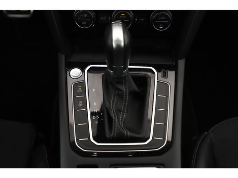 Volkswagen Arteon 1.5 TSI Business R 150PK DSG Automaat Virtual Panoramadak Keyless Navigatie Adaptive Cruise Lane Assist Full LED PDC Carplay Android Bluetooth Stoelverwarming
