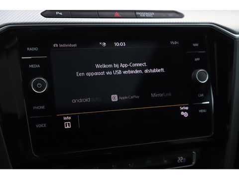 Volkswagen Arteon 1.5 TSI Business R 150PK DSG Automaat Virtual Panoramadak Keyless Navigatie Adaptive Cruise Lane Assist Full LED PDC Carplay Android Bluetooth Stoelverwarming