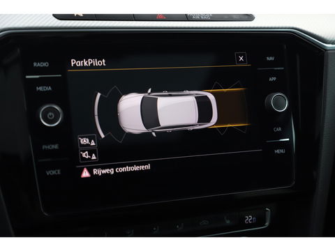 Volkswagen Arteon 1.5 TSI Business R 150PK DSG Automaat Virtual Panoramadak Keyless Navigatie Adaptive Cruise Lane Assist Full LED PDC Carplay Android Bluetooth Stoelverwarming
