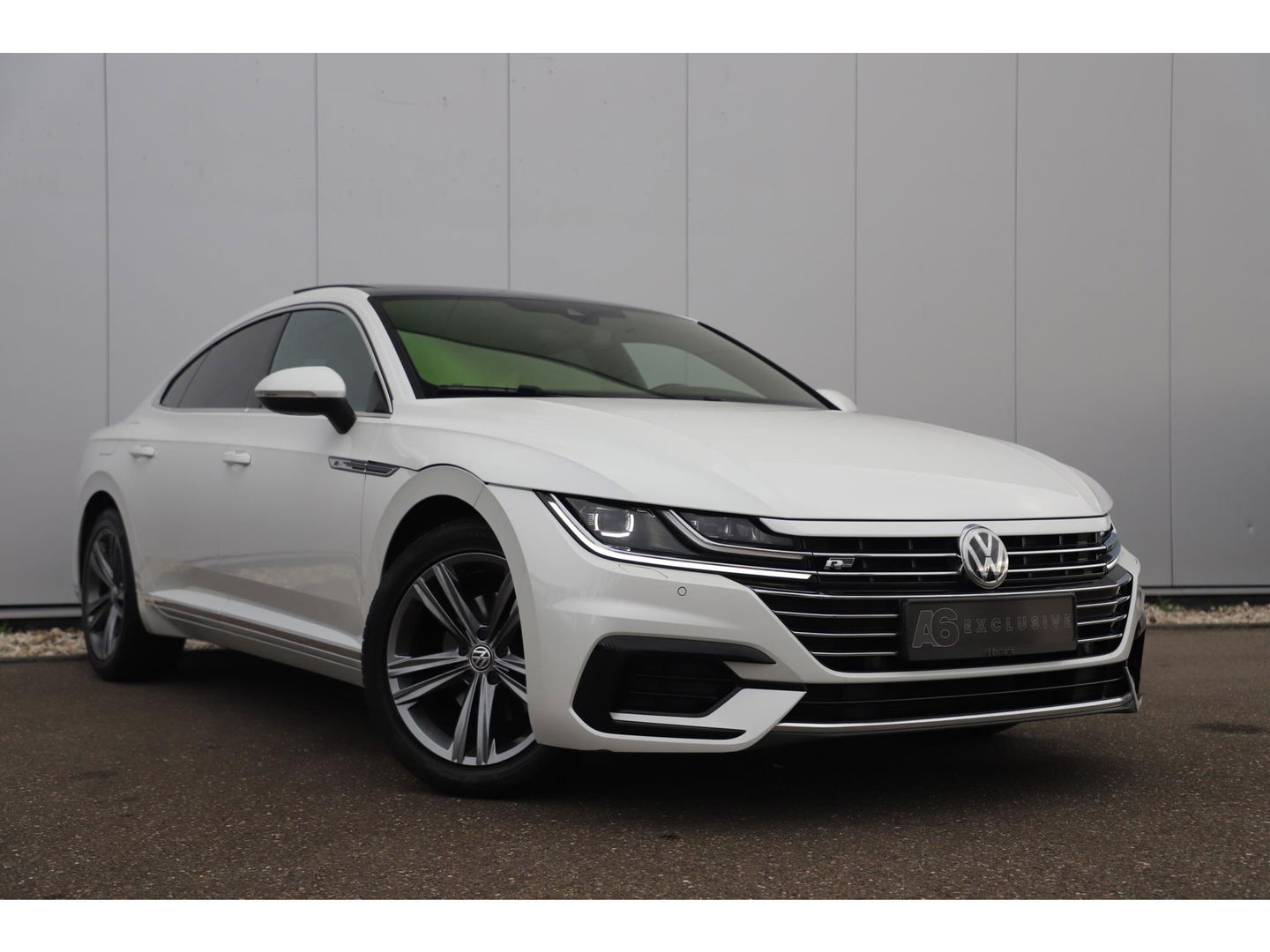 Volkswagen Arteon 1.5 TSI Business R 150PK DSG Automaat Virtual Panoramadak Keyless Navigatie Adaptive Cruise Lane Assist Full LED PDC Carplay Android Bluetooth Stoelverwarming